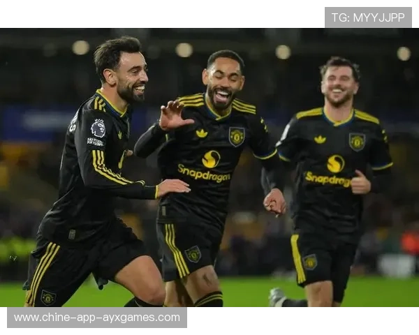 曼联狂胜狼队，英超争四悬念愈加激烈